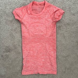 SOLD | Lululemon Swiftly Tee size 2